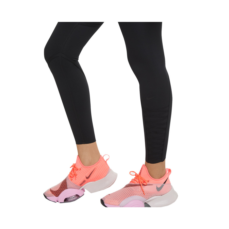 one luxe nike