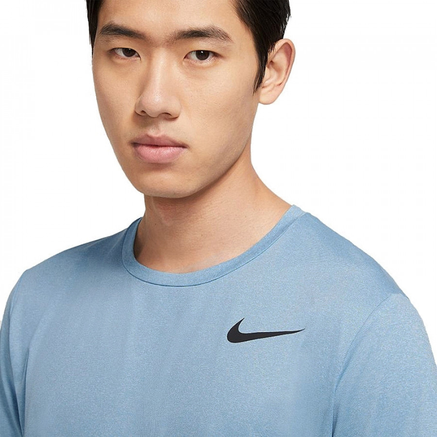 Nike Pro t-shirt