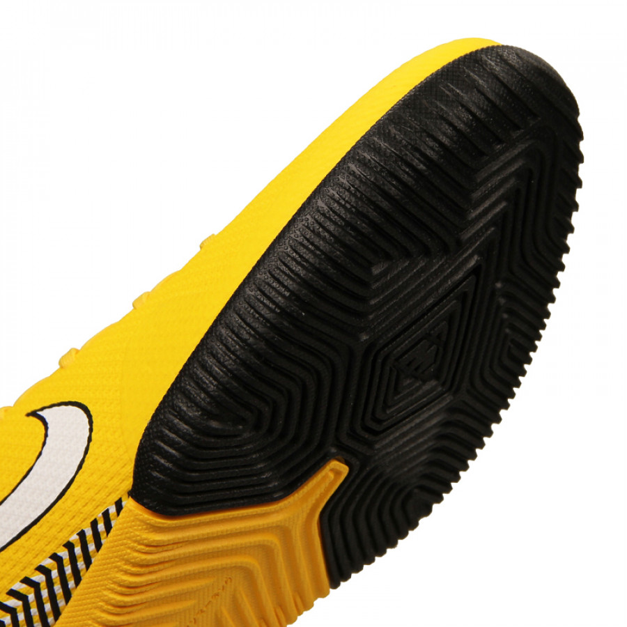 nike superfly 6 academy njr